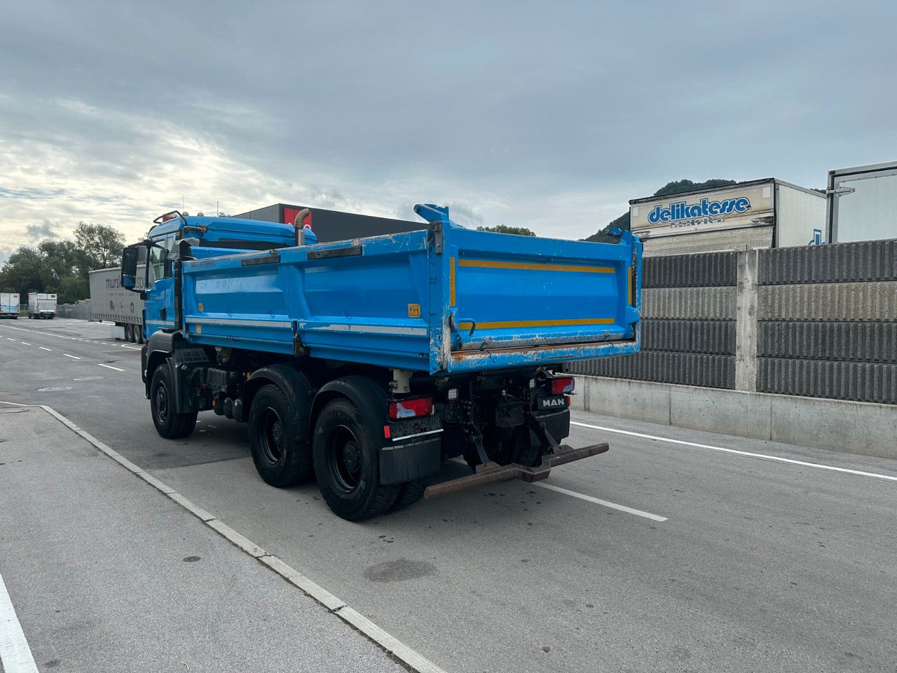 MAN TGS 26.460 6X4 Hydrodrive Bordmatik - Camión volquete: foto 3 MAN TGS 26.460 6X4 Hydrodrive Bordmatik - Camión volquete: foto 3