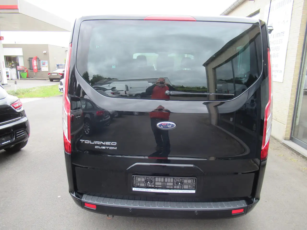 Ford Tourneo Custom 2.0 TDCi L2H1 - Otros maquinaria: foto 4 Ford Tourneo Custom 2.0 TDCi L2H1 - Otros maquinaria: foto 4