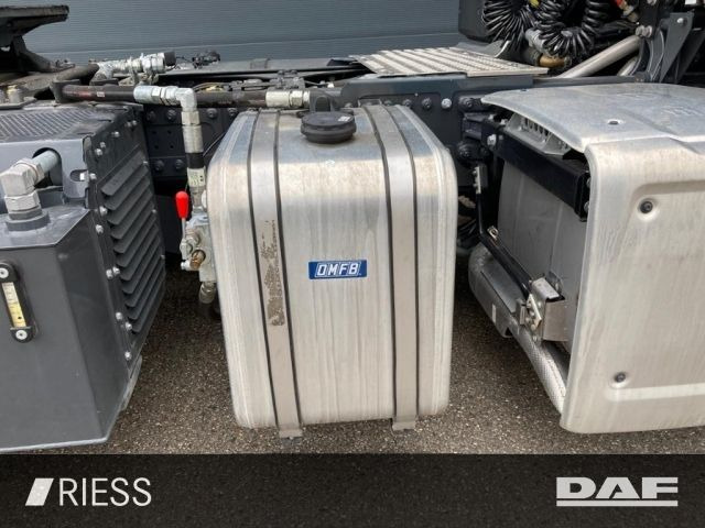 Cabeza tractora DAF XF 530 FT PXP Alcoa LED Intarder Hydraulik 4x4 DAF XF 530 FT PXP Hydraulik Alcoa LED Intarder 4x4: foto 10 Cabeza tractora DAF XF 530 FT PXP Alcoa LED Intarder Hydraulik 4x4 DAF XF 530 FT PXP Hydraulik Alcoa LED Intarder 4x4: foto 10