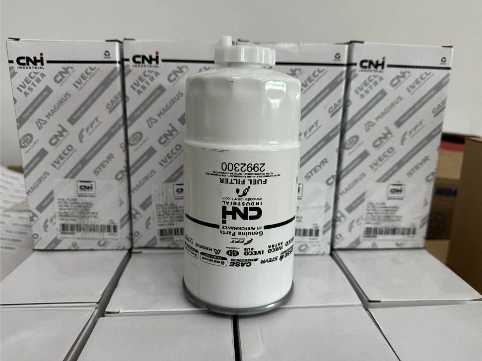 IVECO FUEL FILTER 2992300 - Filtro de combustible para Camión: foto 1 IVECO FUEL FILTER 2992300 - Filtro de combustible para Camión: foto 1