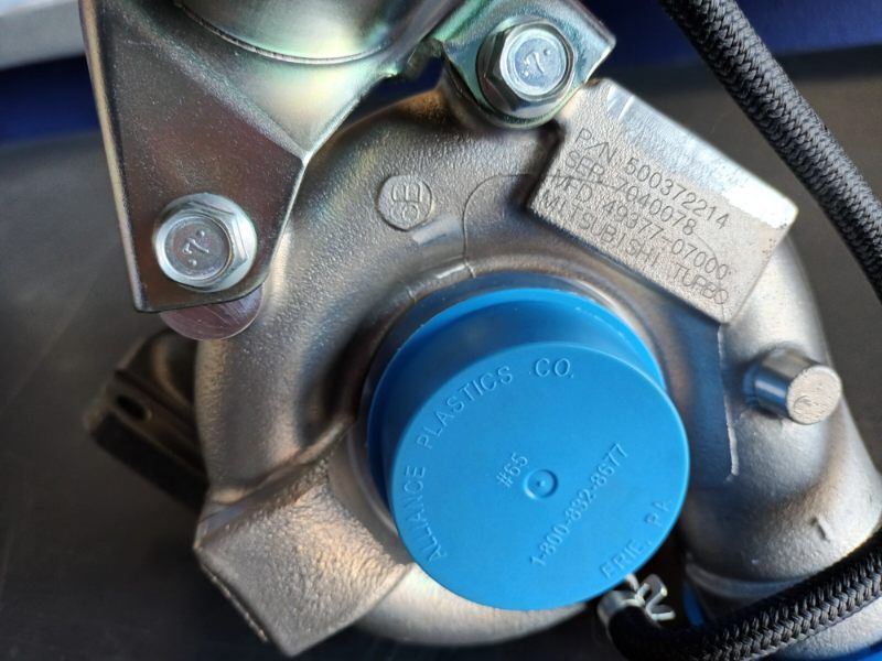 IVECO TURBOCHARGER TD04L 500372214 - Piezas de recambio para Camión: foto 3 IVECO TURBOCHARGER TD04L 500372214 - Piezas de recambio para Camión: foto 3