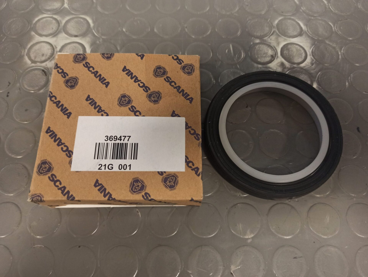 SCANIA CRANKSHAFT SEAL - 369477 - Cigüeñal para Camión: foto 1 SCANIA CRANKSHAFT SEAL - 369477 - Cigüeñal para Camión: foto 1