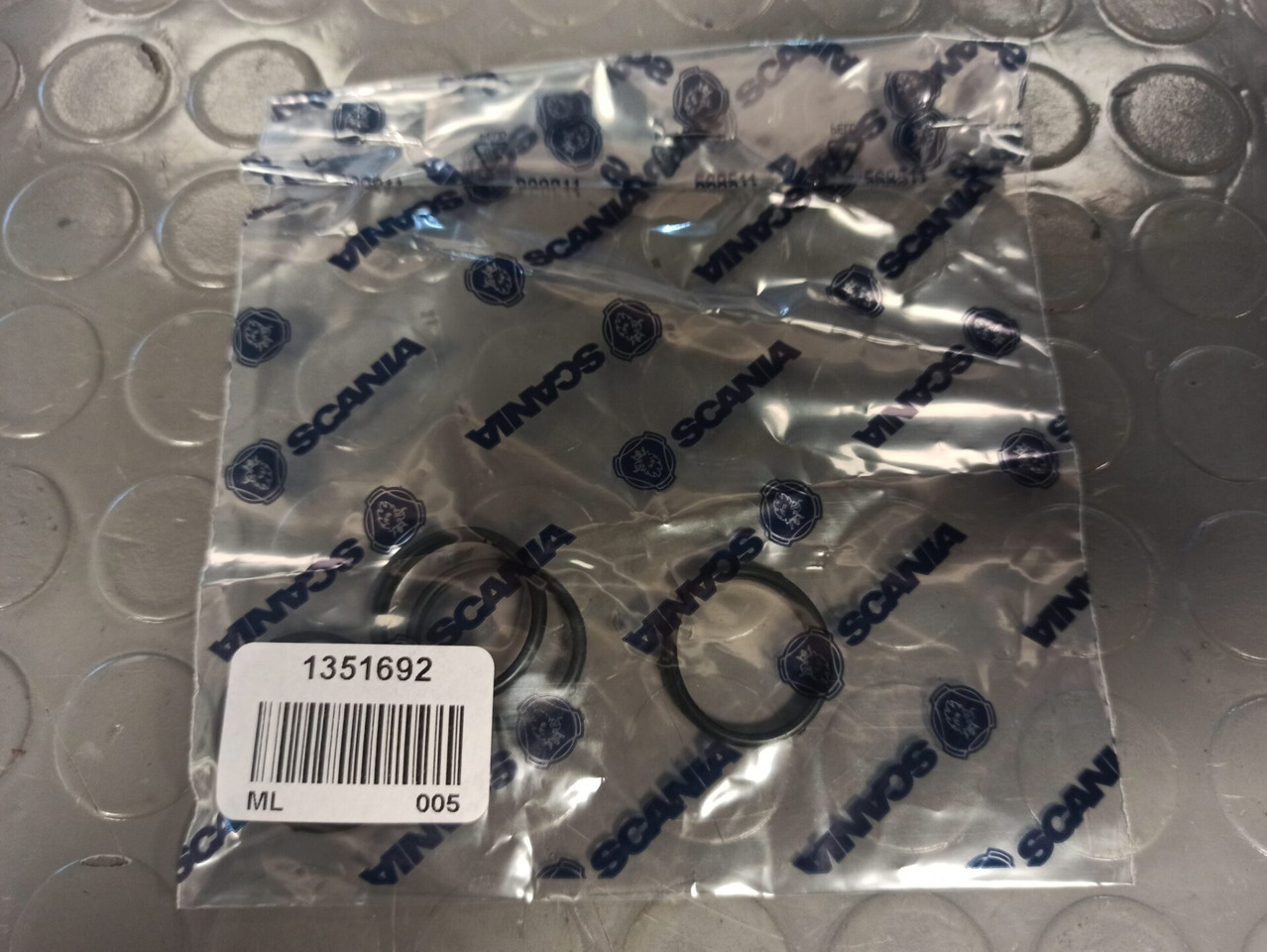 SCANIA O-RING 1351692 - Pistones/ Anillos/ Bujes para Camión: foto 1 SCANIA O-RING 1351692 - Pistones/ Anillos/ Bujes para Camión: foto 1