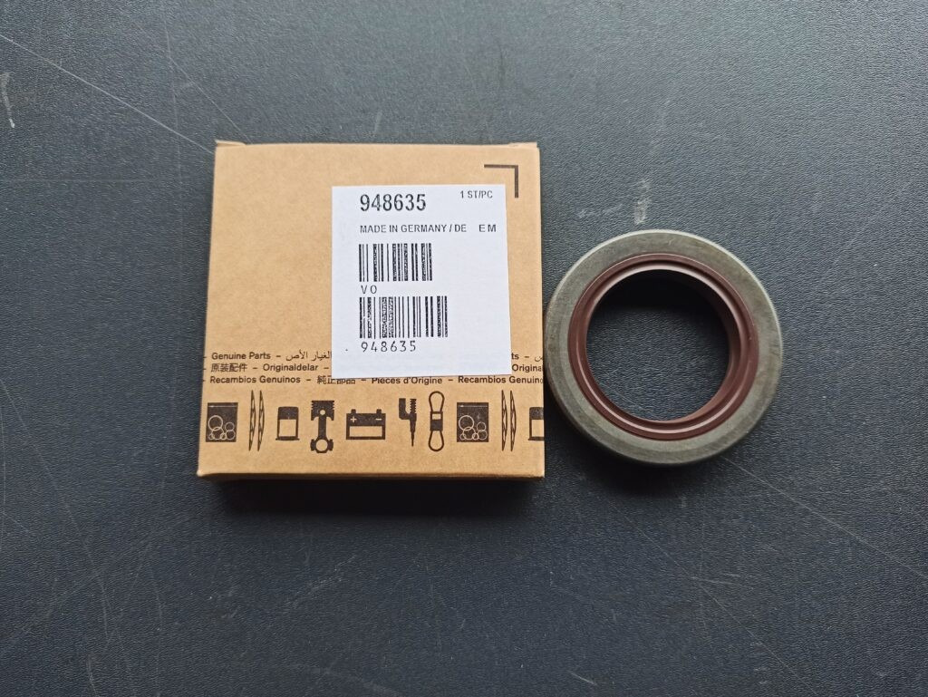 VOLVO SEAL RING 948635 - Caja de cambios y piezas para Camión: foto 2 VOLVO SEAL RING 948635 - Caja de cambios y piezas para Camión: foto 2