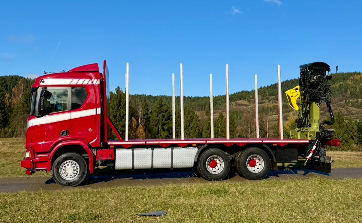 SCANIA R520 XT - Camión forestal, Camión grúa: foto 3 SCANIA R520 XT - Camión forestal, Camión grúa: foto 3