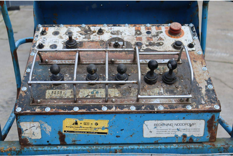 Plataforma telescopica Aichi SR18/21: foto 15 Plataforma telescopica Aichi SR18/21: foto 15