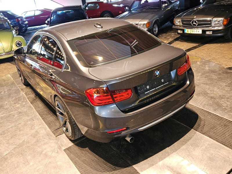 BMW 3-Reeks (F30) _ 320d - Coche: foto 4 BMW 3-Reeks (F30) _ 320d - Coche: foto 4