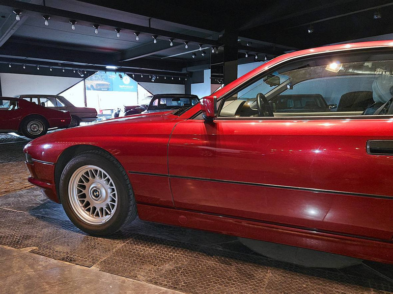 BMW 850iA - Sedan: foto 4 BMW 850iA - Sedan: foto 4