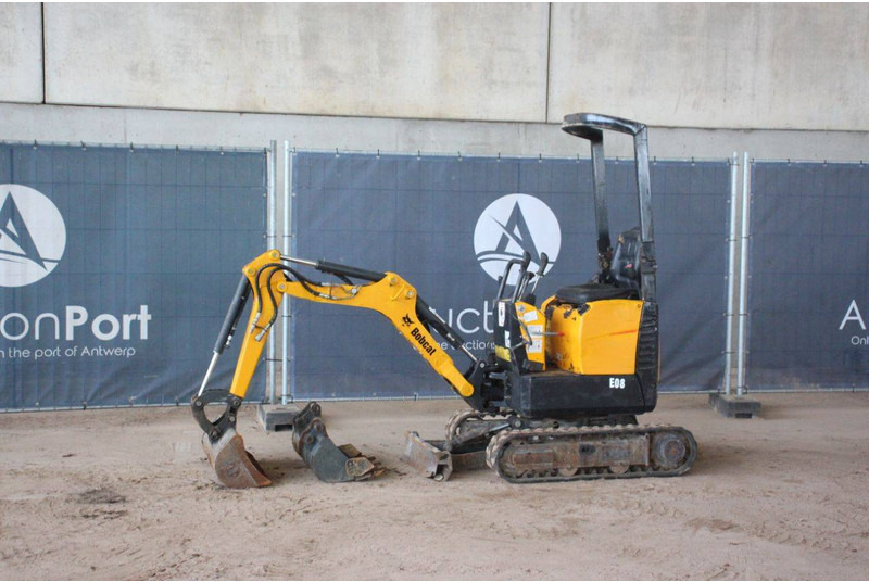 Bobcat E08 - Miniexcavadora: foto 1 Bobcat E08 - Miniexcavadora: foto 1