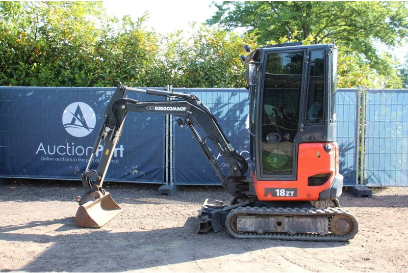 Eurocomach ES 18 ZT - Miniexcavadora: foto 2 Eurocomach ES 18 ZT - Miniexcavadora: foto 2
