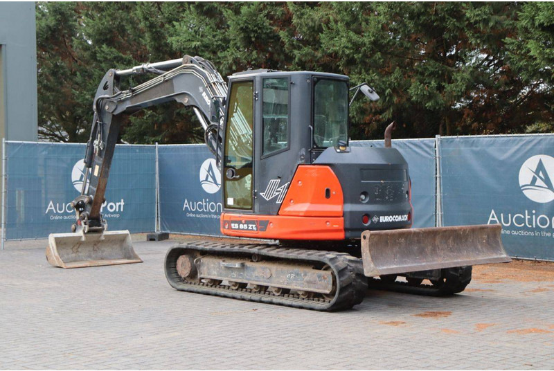 Eurocomach ES 85 ZT4 - Excavadora de cadenas: foto 4 Eurocomach ES 85 ZT4 - Excavadora de cadenas: foto 4