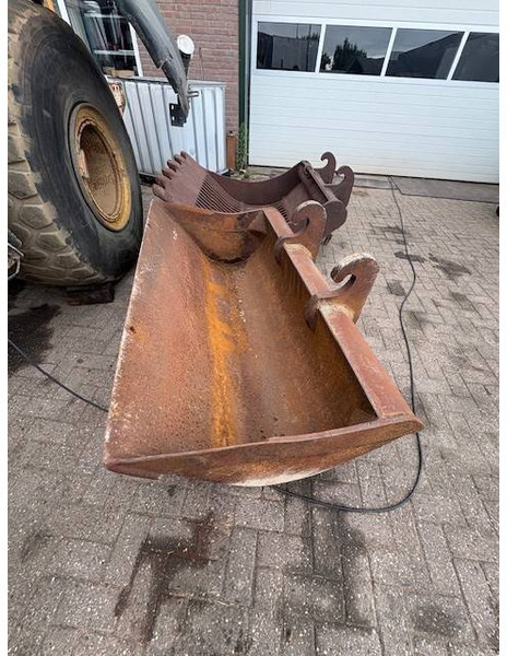 Excavator sieve bucket - Cazo: foto 2 Excavator sieve bucket - Cazo: foto 2