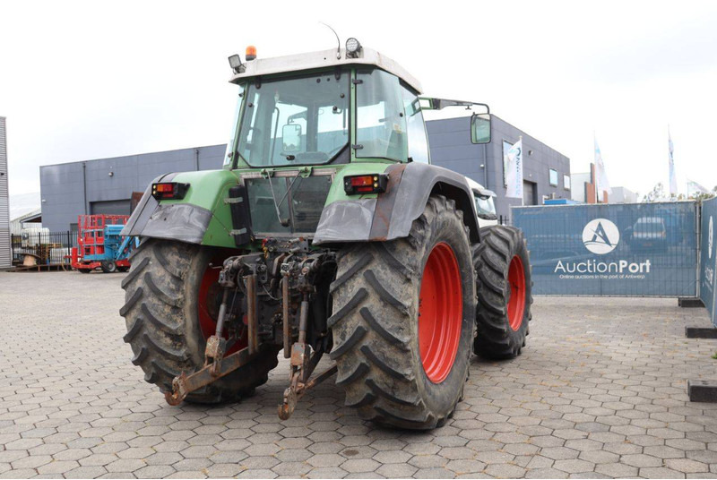 Tractor Fendt Favorit 824: foto 6 Tractor Fendt Favorit 824: foto 6