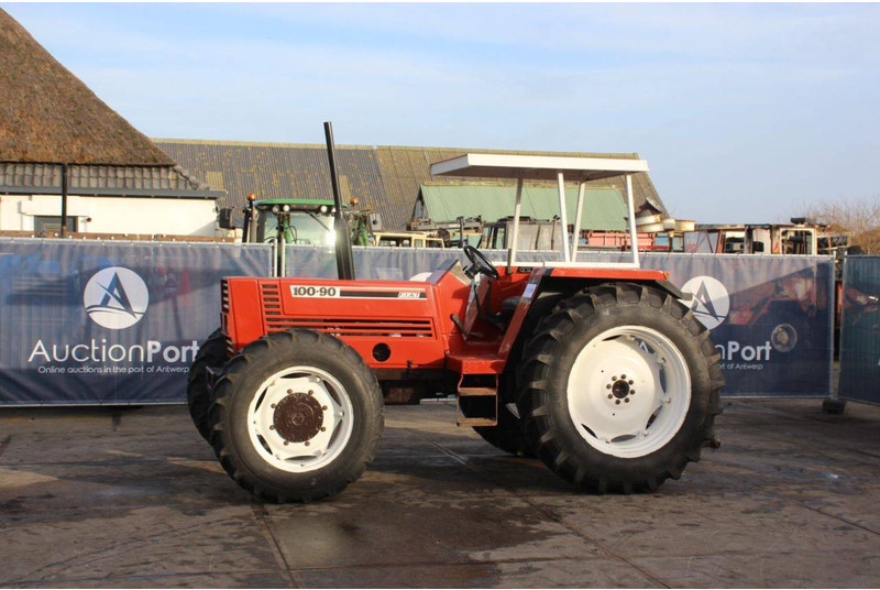 Fiat 100-90DT - Tractor: foto 1 Fiat 100-90DT - Tractor: foto 1