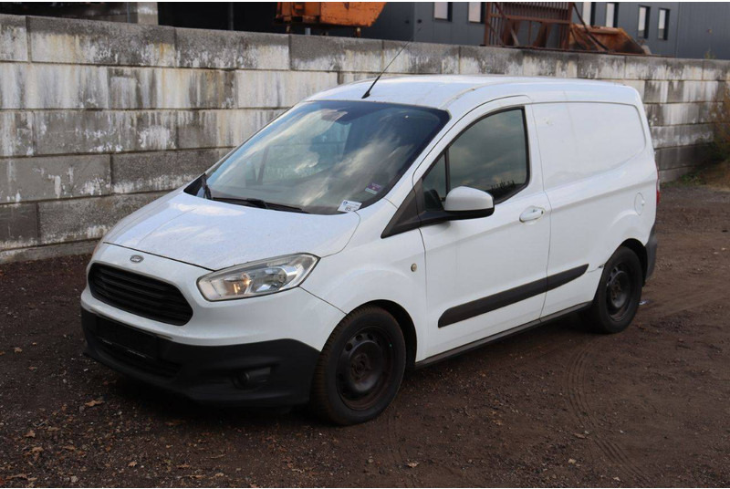 Furgón Ford Transit Courier: foto 9