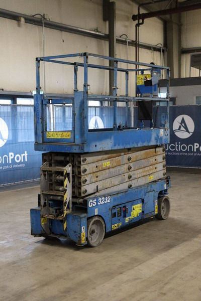 Plataforma de tijeras Genie GS-3232: foto 10 Plataforma de tijeras Genie GS-3232: foto 10