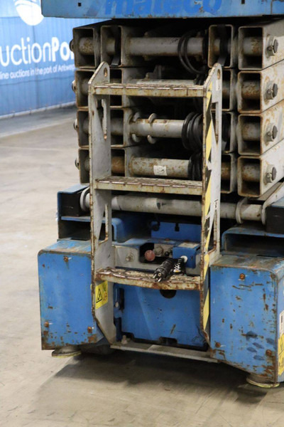 Plataforma de tijeras Genie GS-3232: foto 12 Plataforma de tijeras Genie GS-3232: foto 12