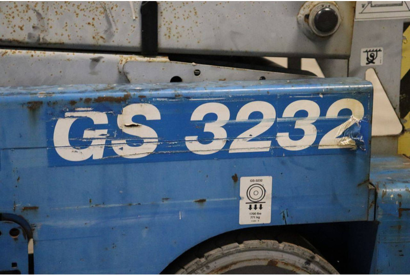 Plataforma de tijeras Genie GS-3232: foto 20 Plataforma de tijeras Genie GS-3232: foto 20