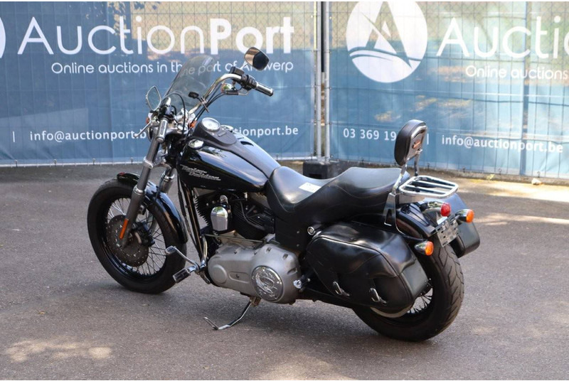 Harley-Davidson Dyna Street Bob - Motocicleta: foto 3 Harley-Davidson Dyna Street Bob - Motocicleta: foto 3