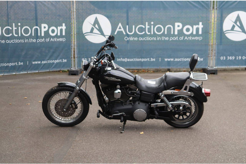 Harley-Davidson Dyna Street Bob - Motocicleta: foto 2 Harley-Davidson Dyna Street Bob - Motocicleta: foto 2