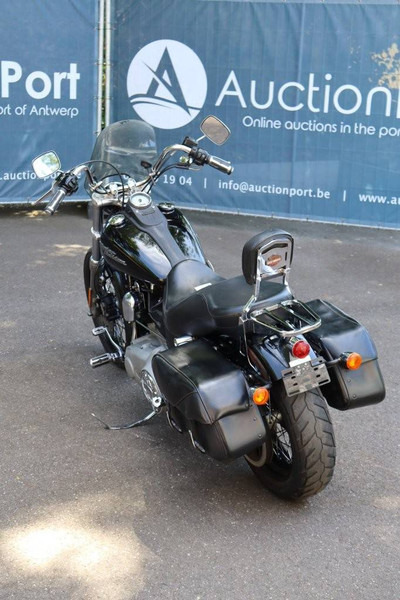 Harley-Davidson Dyna Street Bob - Motocicleta: foto 4 Harley-Davidson Dyna Street Bob - Motocicleta: foto 4