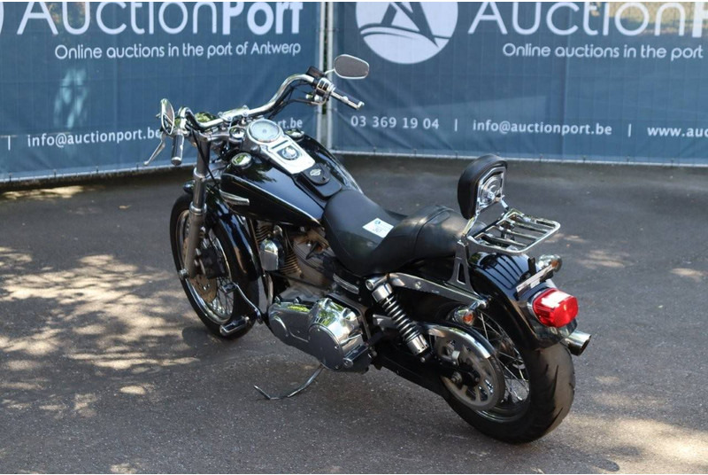 Harley-Davidson Dyna Super Glide - Motocicleta: foto 4 Harley-Davidson Dyna Super Glide - Motocicleta: foto 4