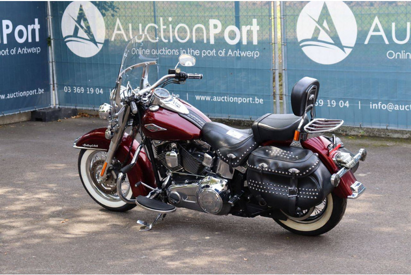Harley-Davidson Heritage Softail Classic - Motocicleta: foto 3 Harley-Davidson Heritage Softail Classic - Motocicleta: foto 3