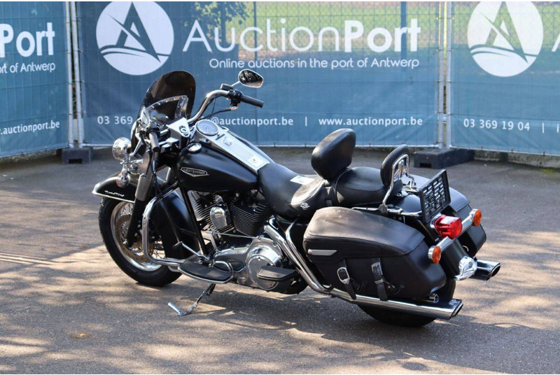 Harley-Davidson Road King Classic Touring - Motocicleta: foto 3 Harley-Davidson Road King Classic Touring - Motocicleta: foto 3