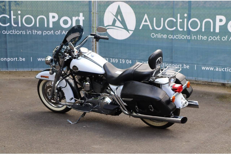 Harley-Davidson Road King Classic Touring - Motocicleta: foto 3 Harley-Davidson Road King Classic Touring - Motocicleta: foto 3