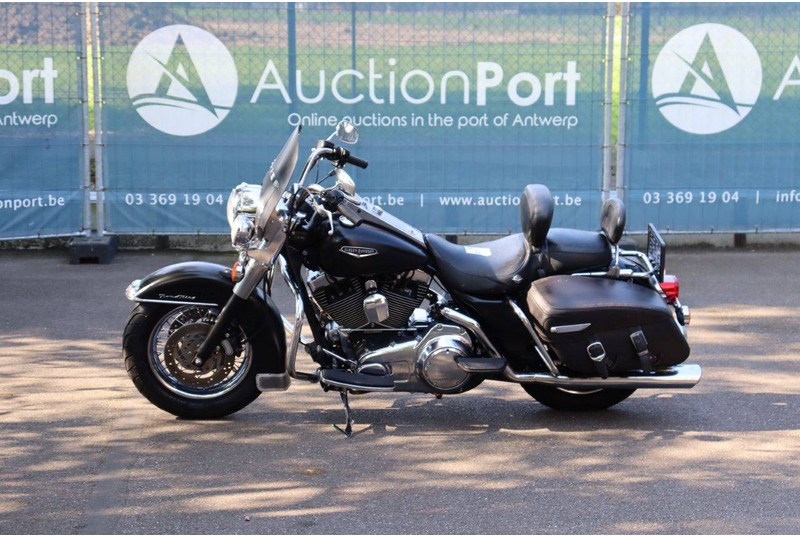 Harley-Davidson Road King Classic Touring - Motocicleta: foto 1 Harley-Davidson Road King Classic Touring - Motocicleta: foto 1