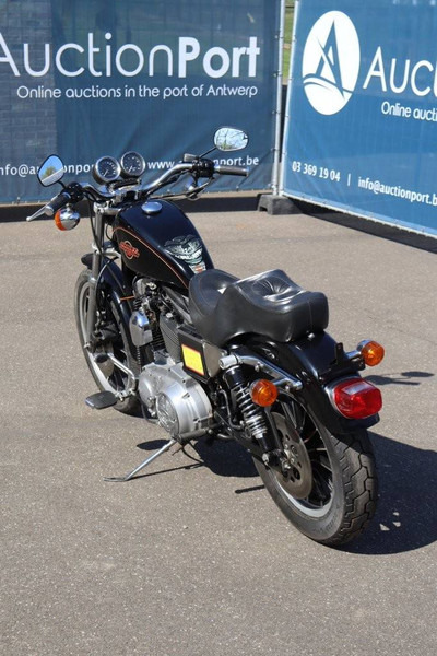 Harley-Davidson SPORTSTER XL 1200 - Motocicleta: foto 4 Harley-Davidson SPORTSTER XL 1200 - Motocicleta: foto 4