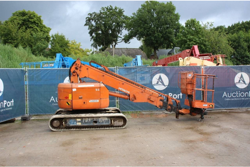 Hitachi HX99B - Plataforma telescopica: foto 1 Hitachi HX99B - Plataforma telescopica: foto 1