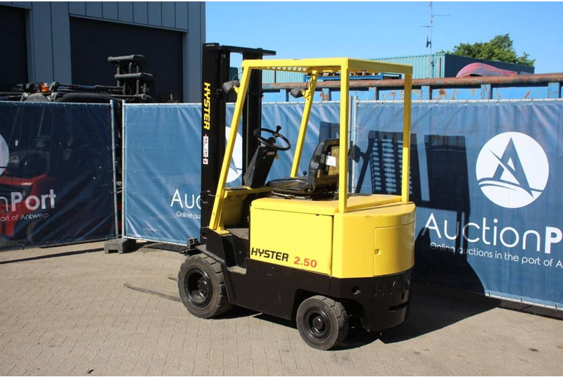 Hyster J2.50XL - Carretilla elevadora eléctrica: foto 3 Hyster J2.50XL - Carretilla elevadora eléctrica: foto 3