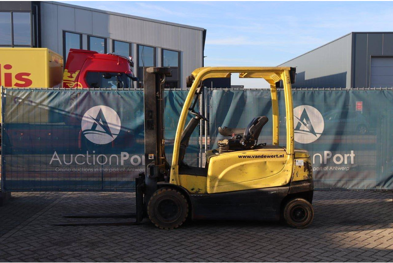 Hyster J3.0XN 3861 - Carretilla elevadora eléctrica: foto 2 Hyster J3.0XN 3861 - Carretilla elevadora eléctrica: foto 2