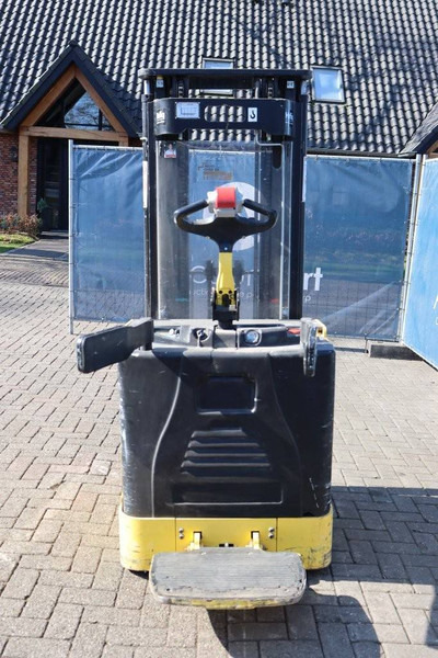 Hyster S1.5S - Apilador: foto 4 Hyster S1.5S - Apilador: foto 4