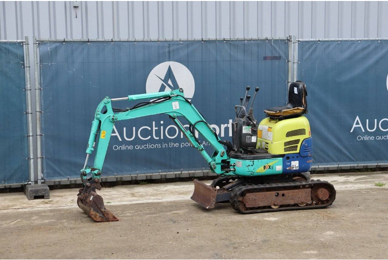 IHI 9VX - Miniexcavadora: foto 1 IHI 9VX - Miniexcavadora: foto 1