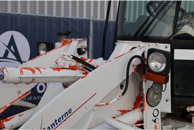 Cargadora de ruedas JCB Santerne ZX: foto 17 Cargadora de ruedas JCB Santerne ZX: foto 17