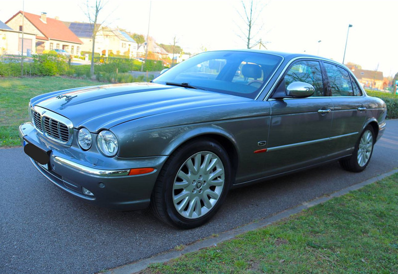 Jaguar XJ-6 3.0 Sovereign - Sedan: foto 1 Jaguar XJ-6 3.0 Sovereign - Sedan: foto 1