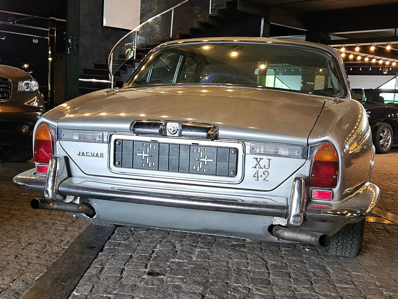 Jaguar XJ (series II) 4.2 Automatic - Sedan: foto 4 Jaguar XJ (series II) 4.2 Automatic - Sedan: foto 4