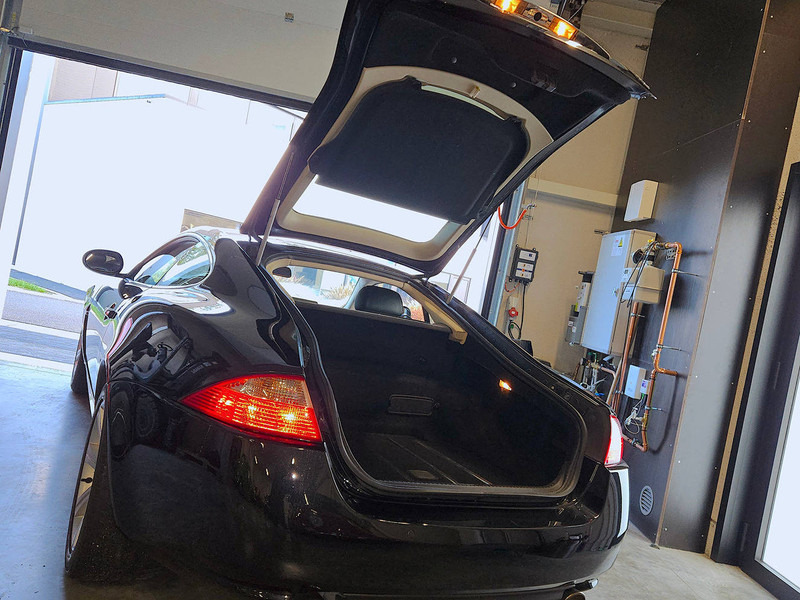 Sedan Jaguar 'XK (X150) 4.2: foto 19 Sedan Jaguar 'XK (X150) 4.2: foto 19