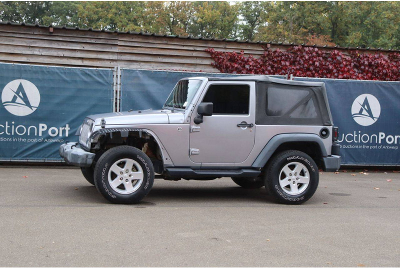 Jeep Wrangler Sport - SUV/ Todoterreno: foto 1 Jeep Wrangler Sport - SUV/ Todoterreno: foto 1