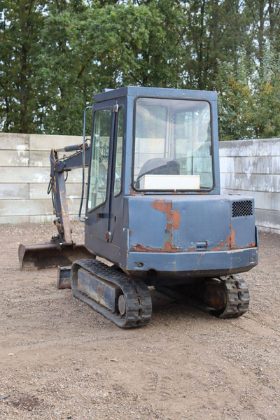 Komatsu PC10-6 - Excavadora de cadenas: foto 4 Komatsu PC10-6 - Excavadora de cadenas: foto 4