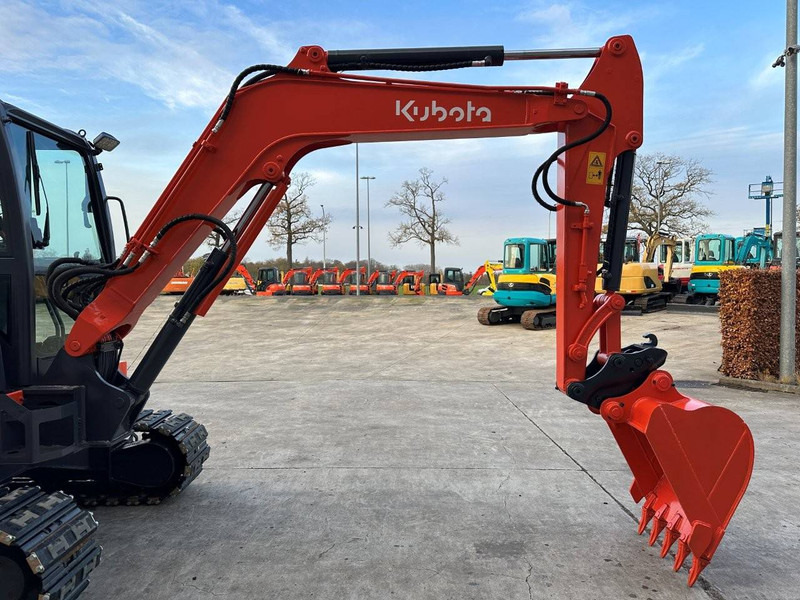 Excavadora de cadenas Kubota KX155-5: foto 14 Excavadora de cadenas Kubota KX155-5: foto 14
