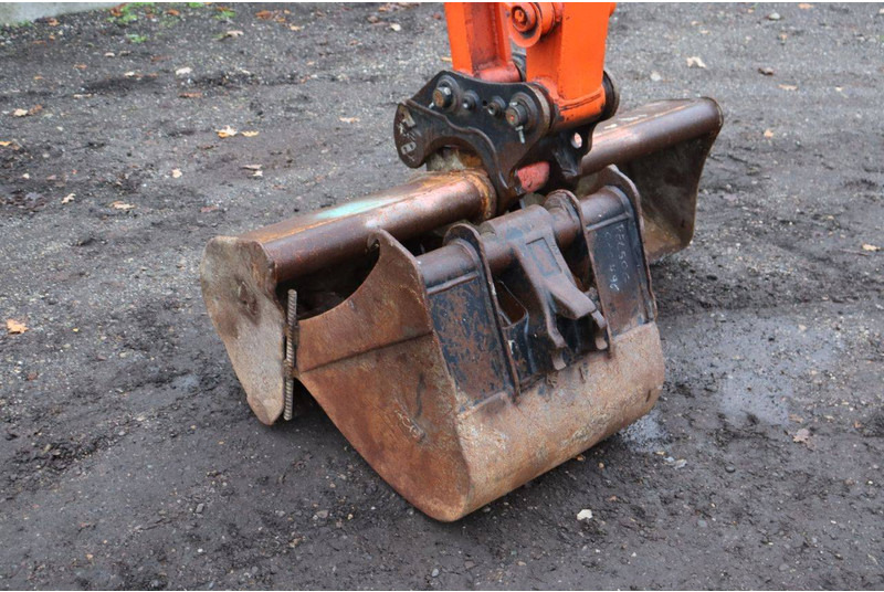 Excavadora de cadenas Kubota KX165-5: foto 15