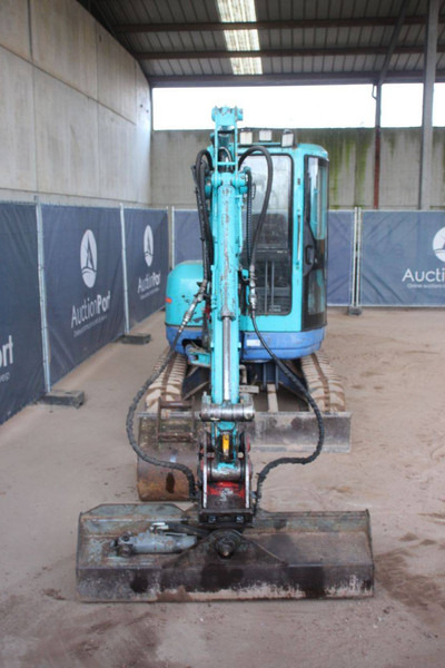 Excavadora de cadenas Kubota U-35: foto 7