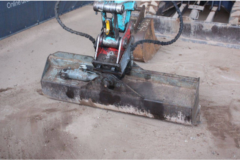 Excavadora de cadenas Kubota U-35: foto 18