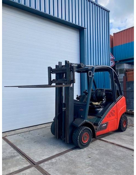 Linde H25T-02 - Carretilla elevadora diésel: foto 1 Linde H25T-02 - Carretilla elevadora diésel: foto 1