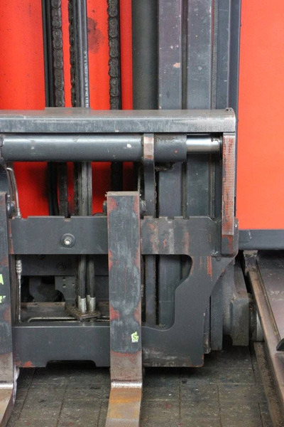 Retráctil Linde R14-01: foto 11 Retráctil Linde R14-01: foto 11