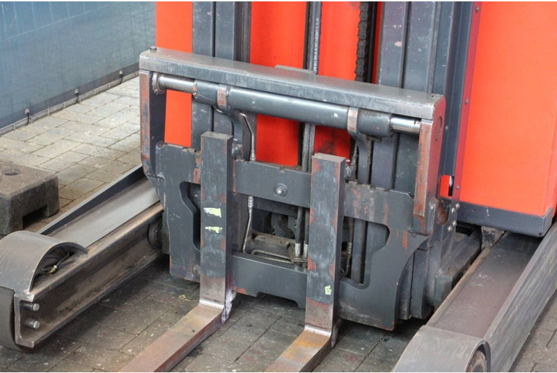 Retráctil Linde R14-01: foto 10 Retráctil Linde R14-01: foto 10