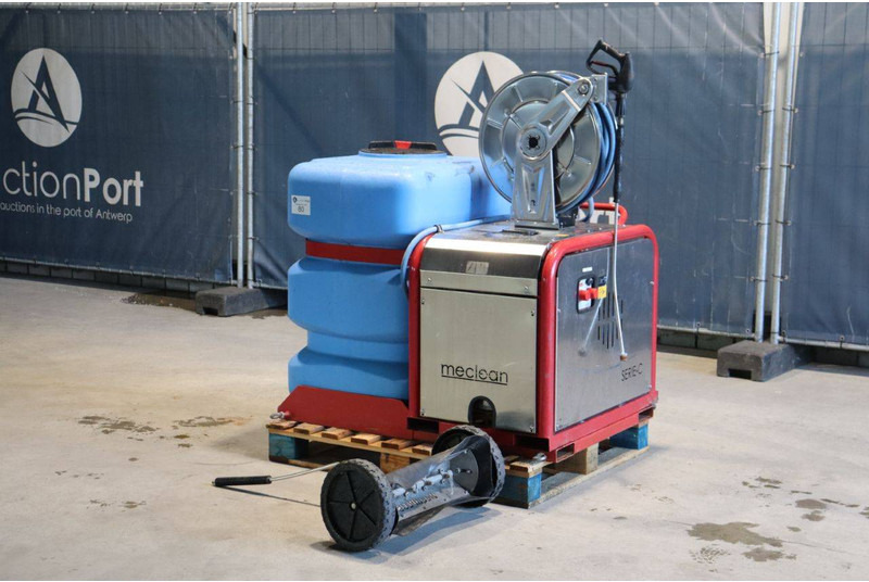 Meclean SERIE-CFB LiPoi4 24V - Hidrolimpiadora: foto 3 Meclean SERIE-CFB LiPoi4 24V - Hidrolimpiadora: foto 3